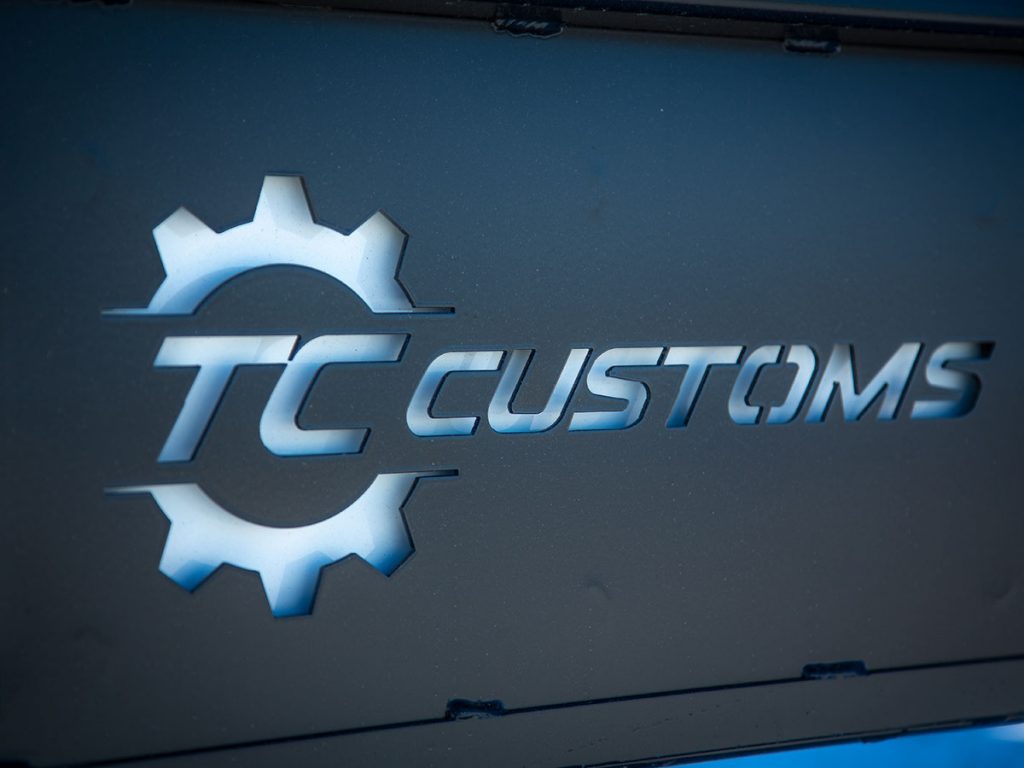 tc-customs-close-up-min